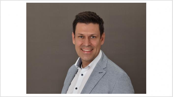 Zsolt Hamori Zsolt Hamori